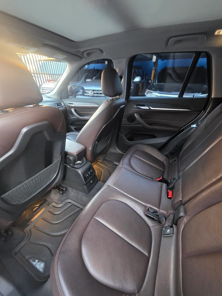 BMW X1 2016 - Vista 5