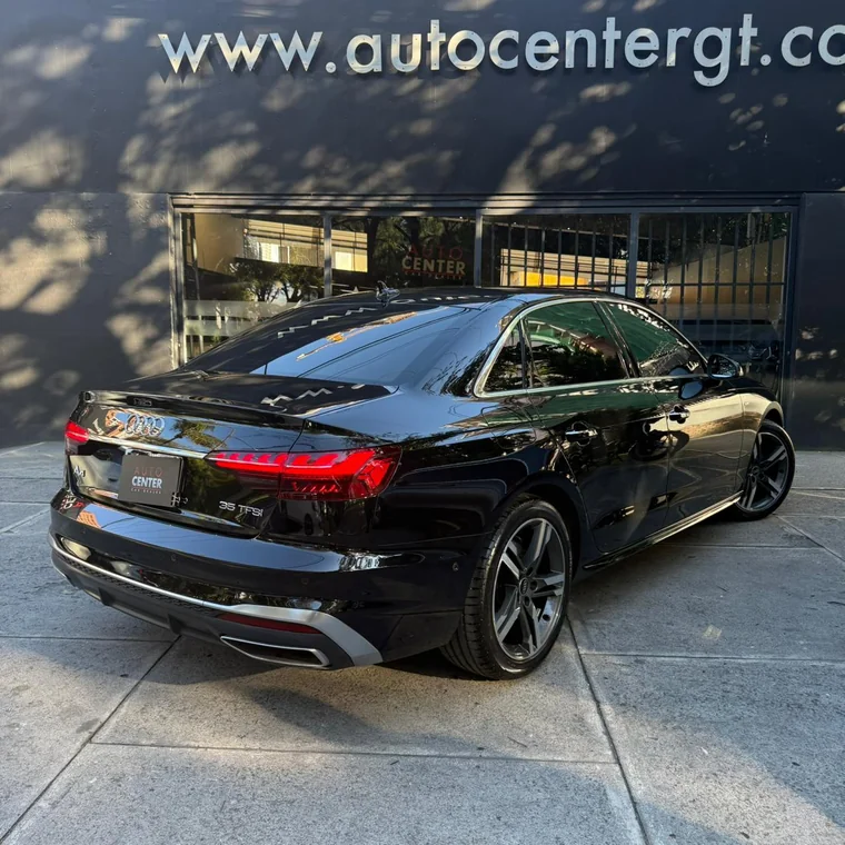 Audi A4 2024 - Vista 5