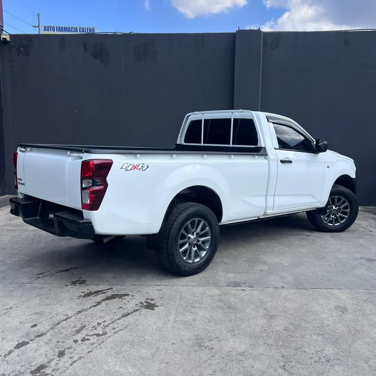 Isuzu Dmax 2024 - Vista 4