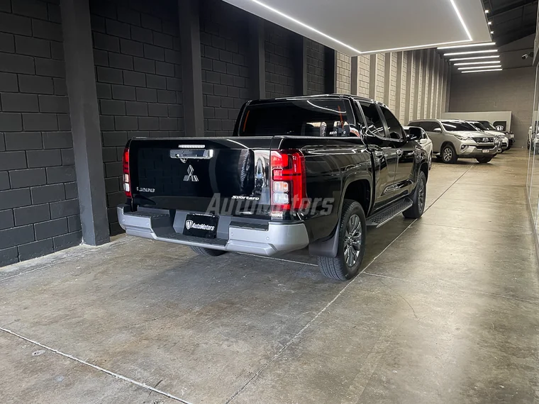 Mitsubishi L200 2026 - Vista 4