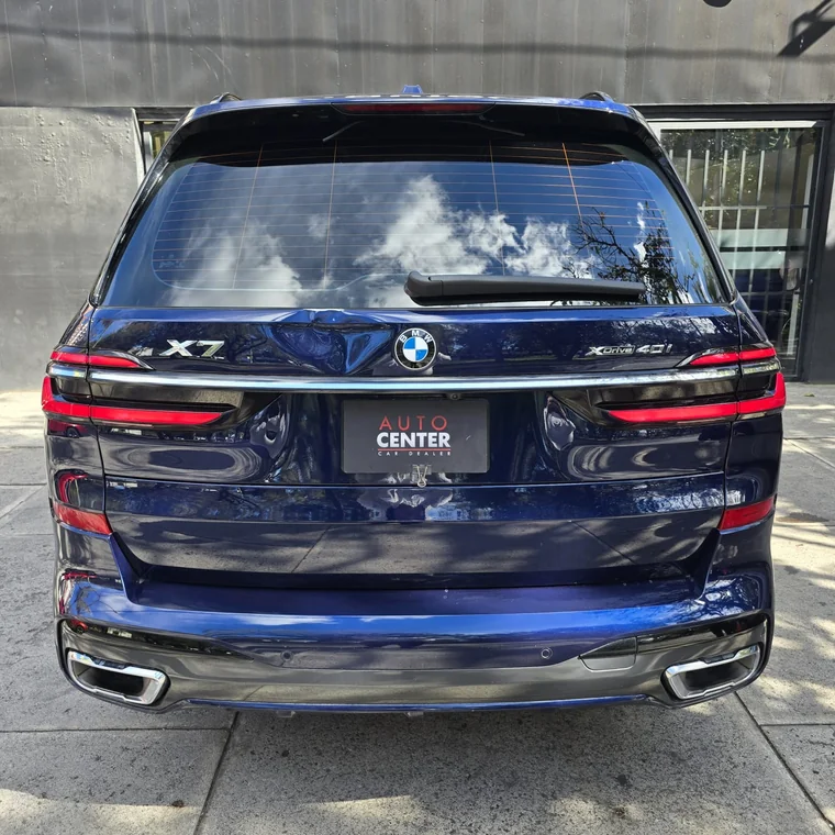 BMW X7 2024 - Vista 5
