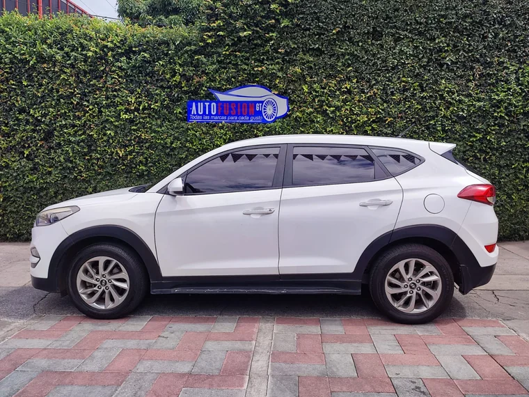 Hyundai TUCSON 2018 - Vista 4