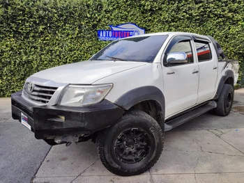 Toyota HILUX 2015