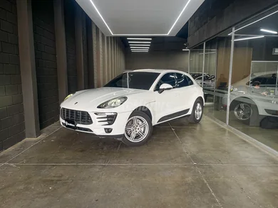 Porsche MACAN 2015
