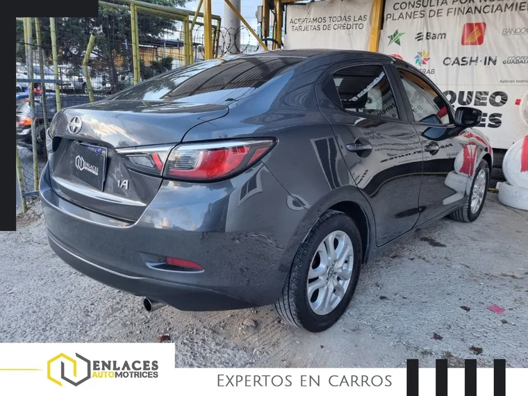 Scion IA 2016 - Vista 4