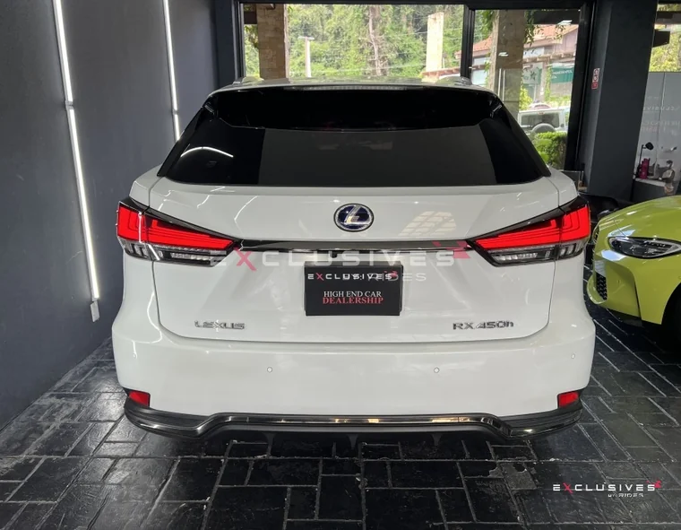 Lexus RX 2023 - Vista 5