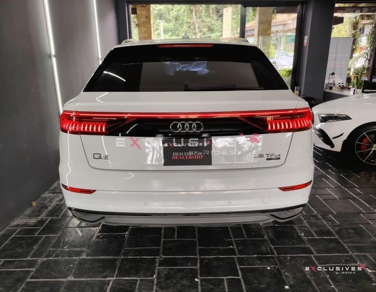 Audi Q8 2023 - Vista 5
