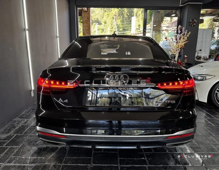 Audi A4 2023 - Vista 5