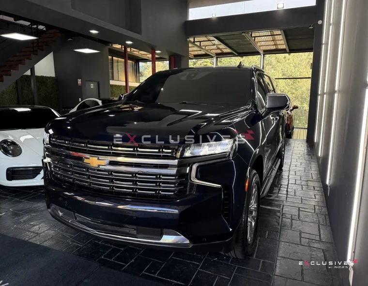 Chevrolet SUBURBAN 2021 - Vista 3