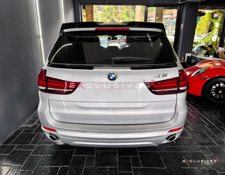 BMW X5 2016 - Vista 5