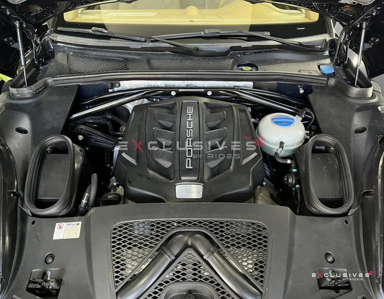 Porsche MACAN 2016 - Vista 2