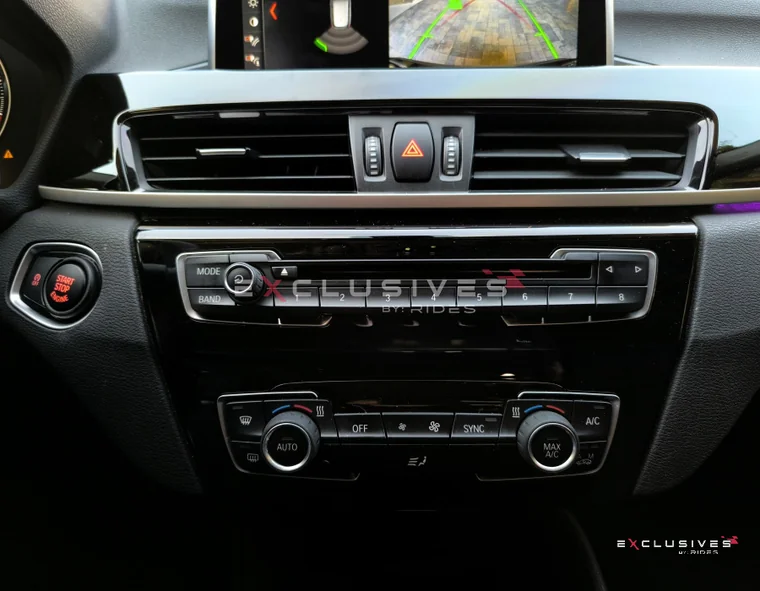 BMW X1 2021 - Vista 4