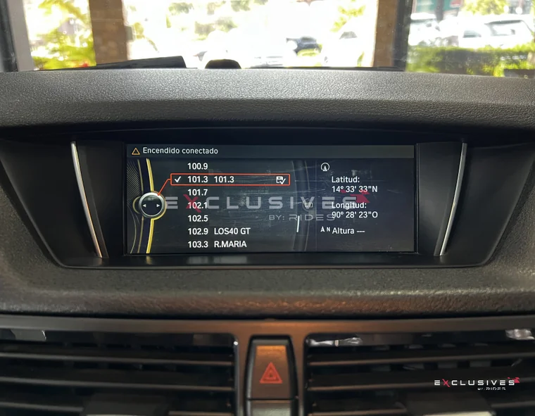 BMW X1 2015 - Vista 5