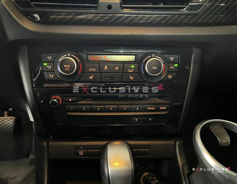 BMW X1 2015 - Vista 4