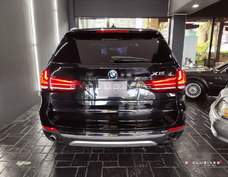 BMW X5 2015 - Vista 5