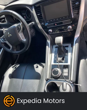 Mitsubishi Montero 2024