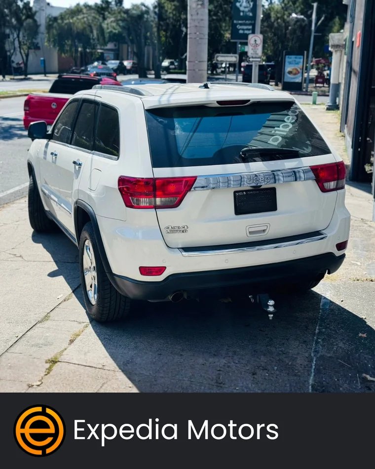 Jeep GRAND CHEROKEE 2011 - Vista 5