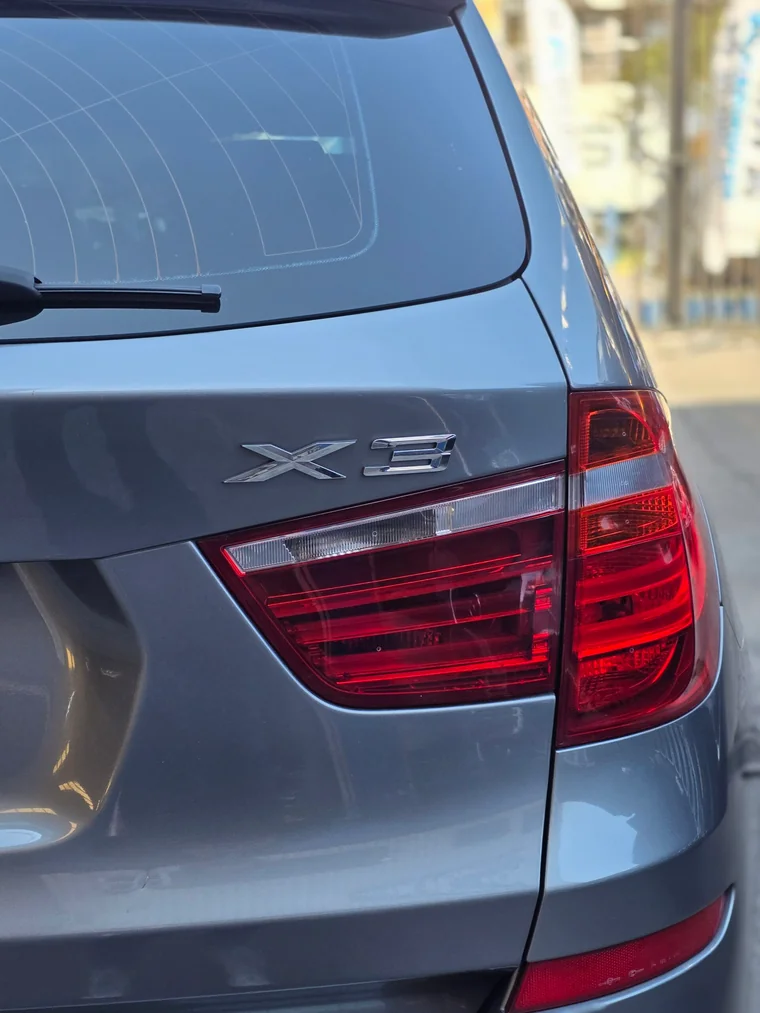 BMW X3 2015 - Vista 5