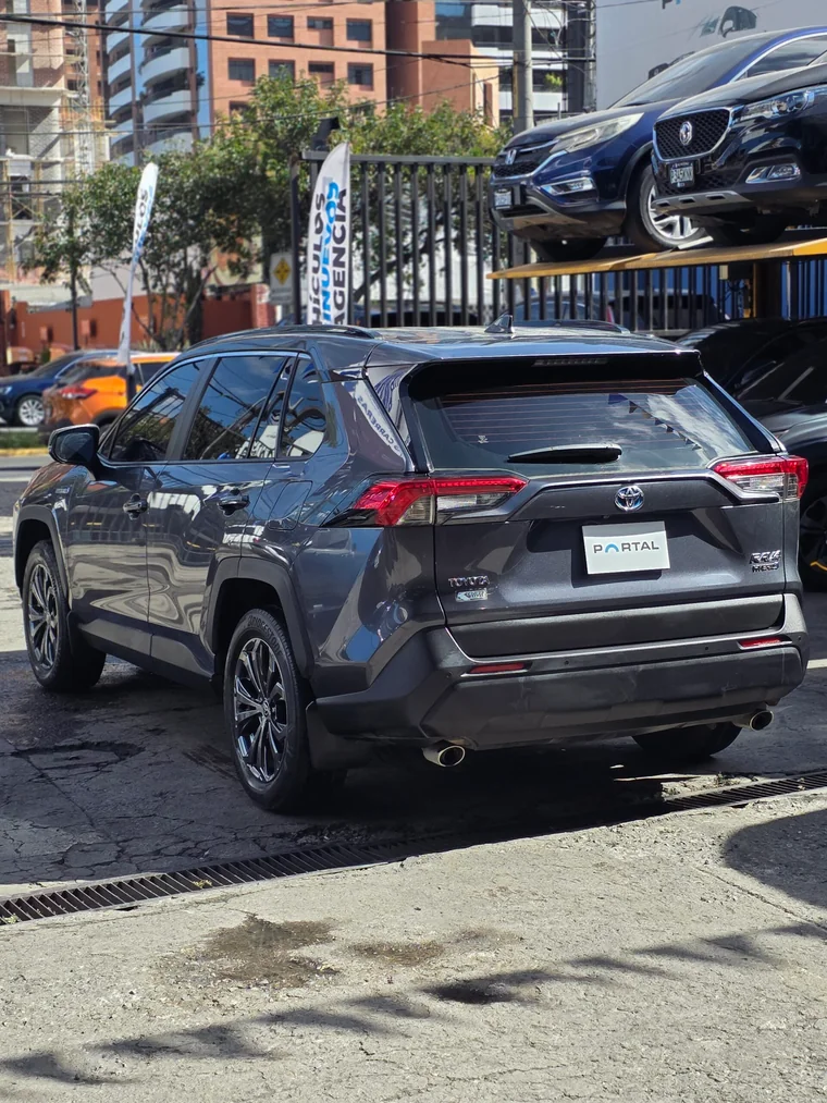 Toyota RAV4 2023 - Vista 4
