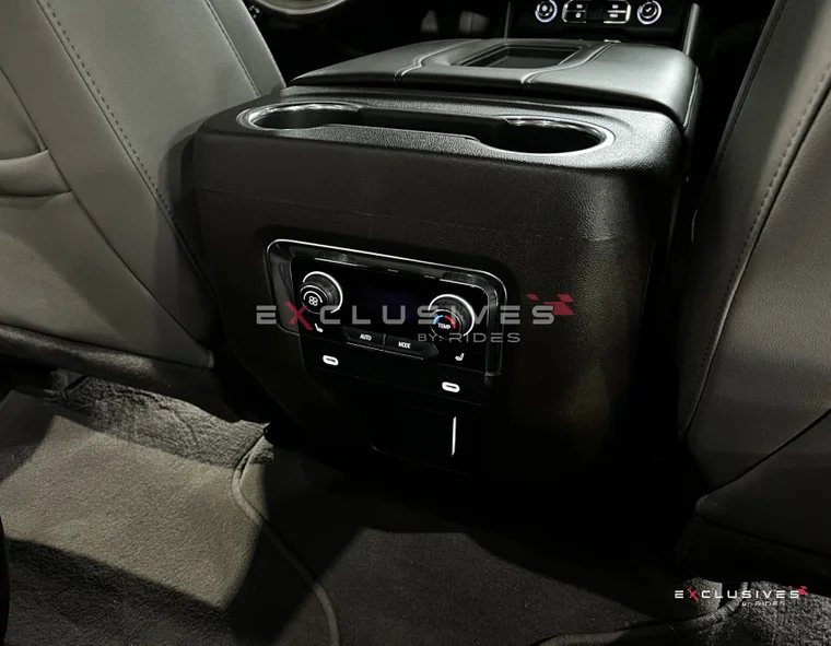 Chevrolet TAHOE 2023 - Vista 4