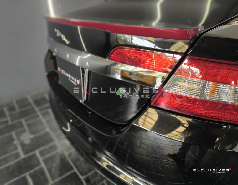 Jaguar XF 2011 - Vista 4