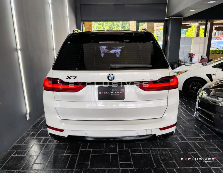 BMW X7 2020 - Vista 5