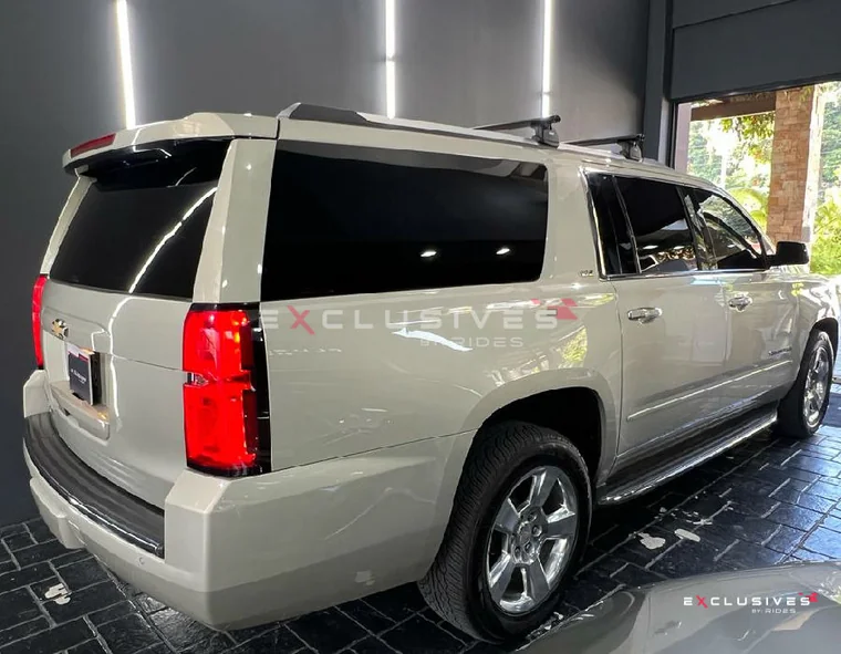 Chevrolet SUBURBAN 2015 - Vista 4