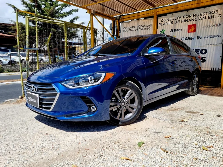 Hyundai ELANTRA 2017 - Vista 2