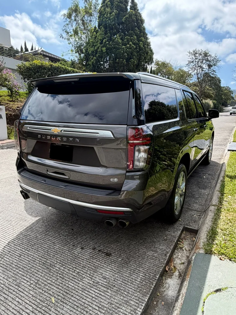 Chevrolet SUBURBAN 2021 - Vista 5