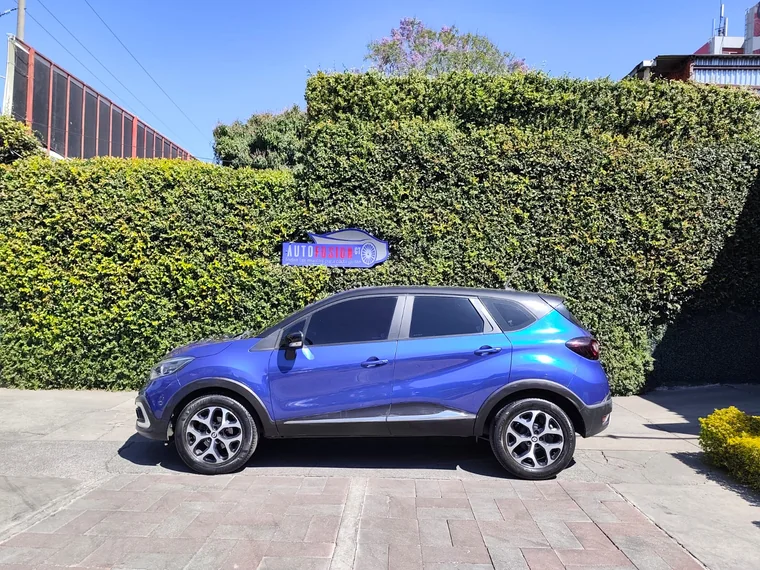 Renault CAPTUR 2022 - Vista 4
