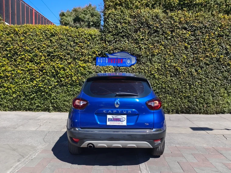 Renault CAPTUR 2022 - Vista 5