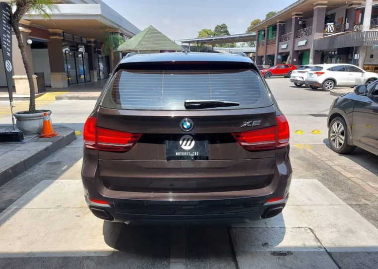 BMW X5 2018 - Vista 5
