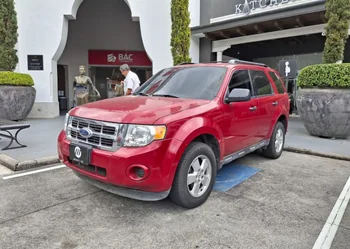 Ford ESCAPE 2011