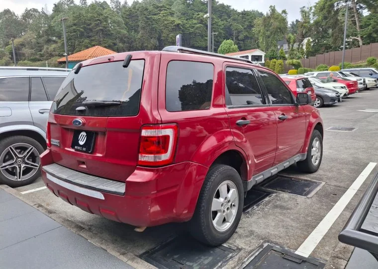 Ford ESCAPE 2011 - Vista 4