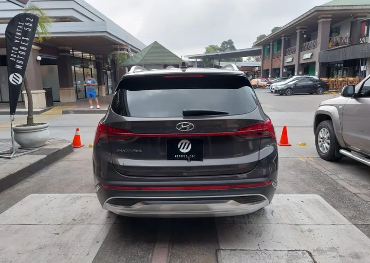 Hyundai SANTA FE 2022 - Vista 5