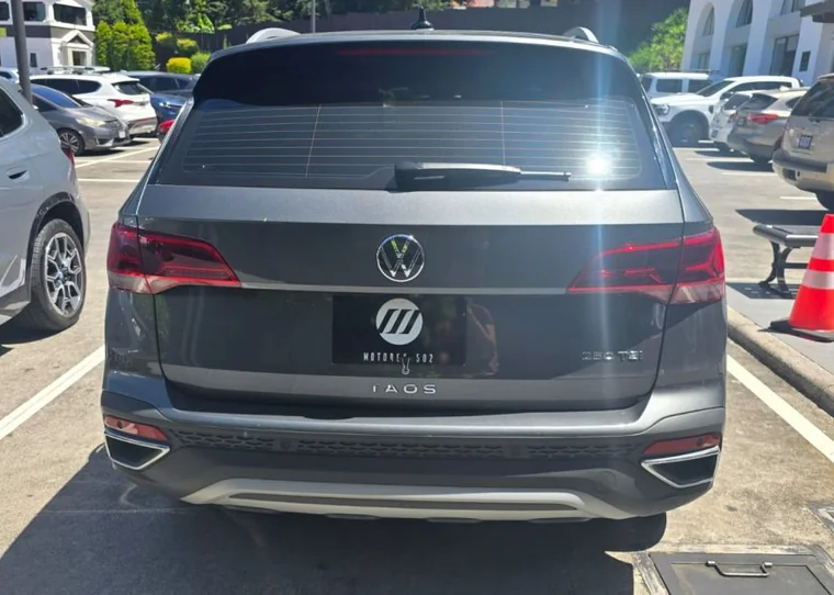 Volkswagen Taos 2024 - Vista 5