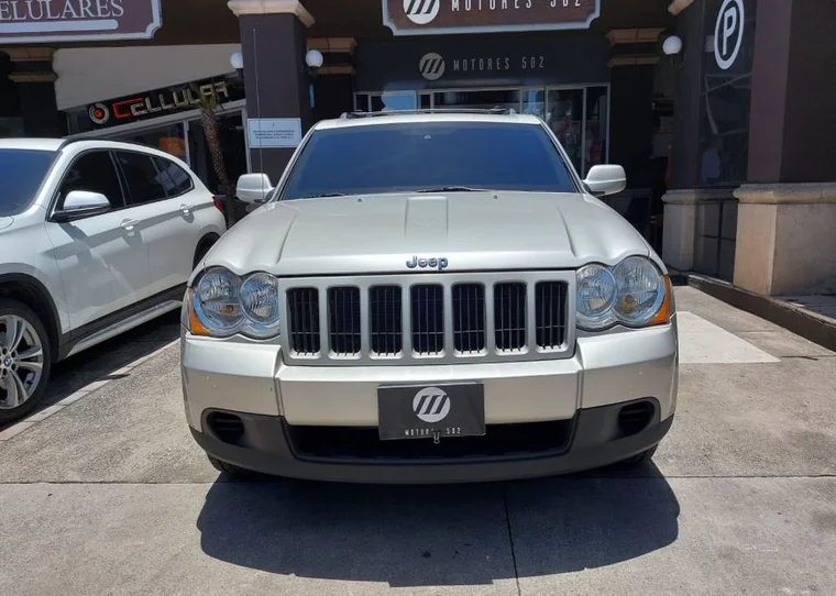 Jeep GRAND CHEROKEE 2010 - Vista 2