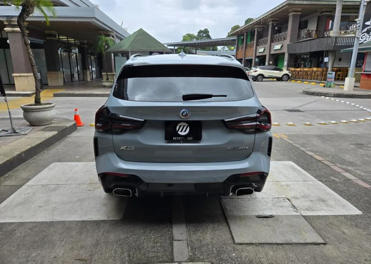 BMW X3 2023 - Vista 5