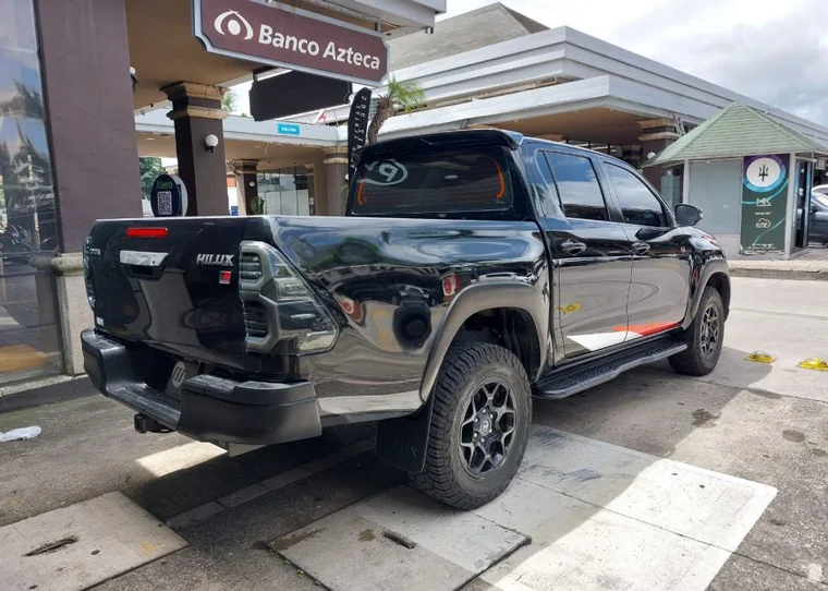 Toyota HILUX 2020 - Vista 4