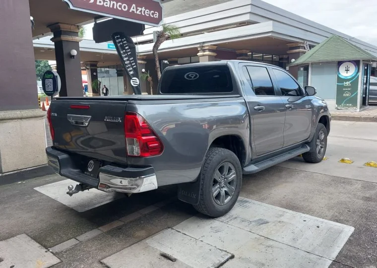 Toyota HILUX 2022 - Vista 4