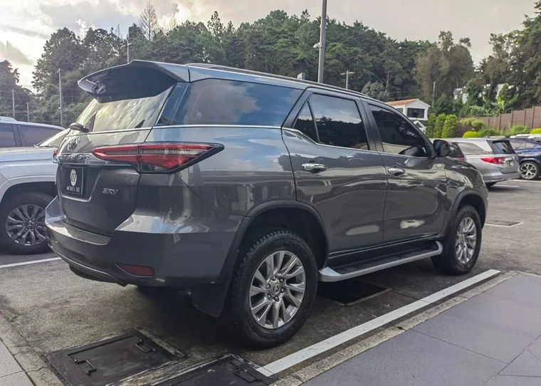 Toyota FORTUNER 2022 - Vista 4