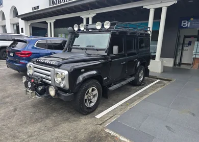Land Rover DEFENDER 2009