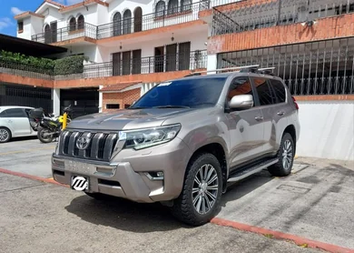 Toyota LAND CRUISER 2020