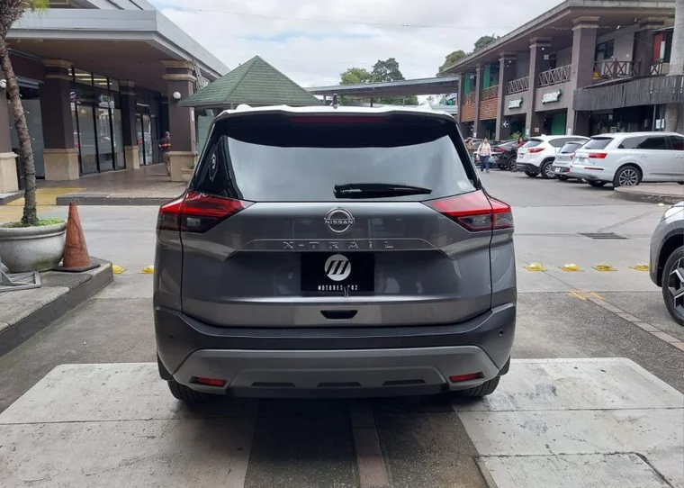 Nissan X-TRAIL 2023 - Vista 5