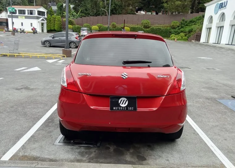 Suzuki SWIFT 2015 - Vista 5