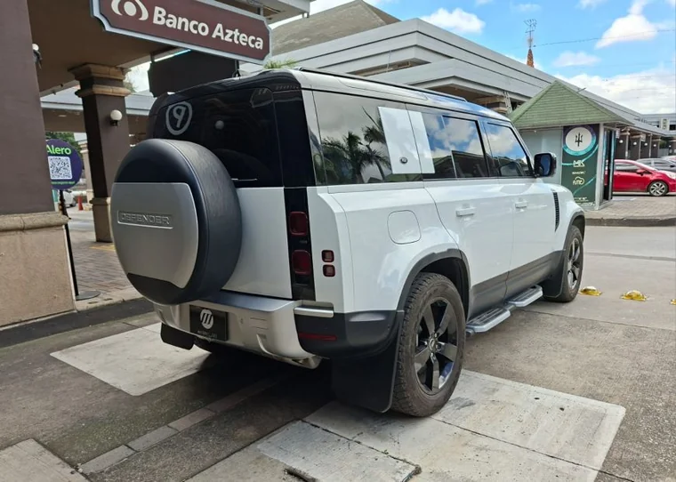Land Rover DEFENDER 2024 - Vista 3