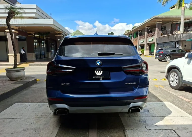 BMW X3 2024 - Vista 5