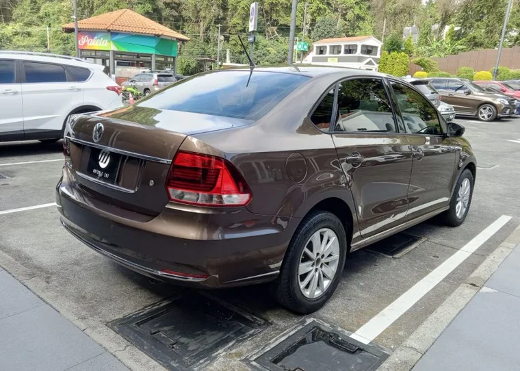 Volkswagen POLO 2018 - Vista 4