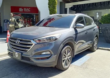 Hyundai TUCSON 2016