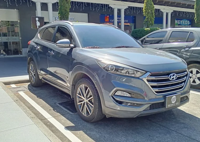 Hyundai TUCSON 2016 - Vista 4